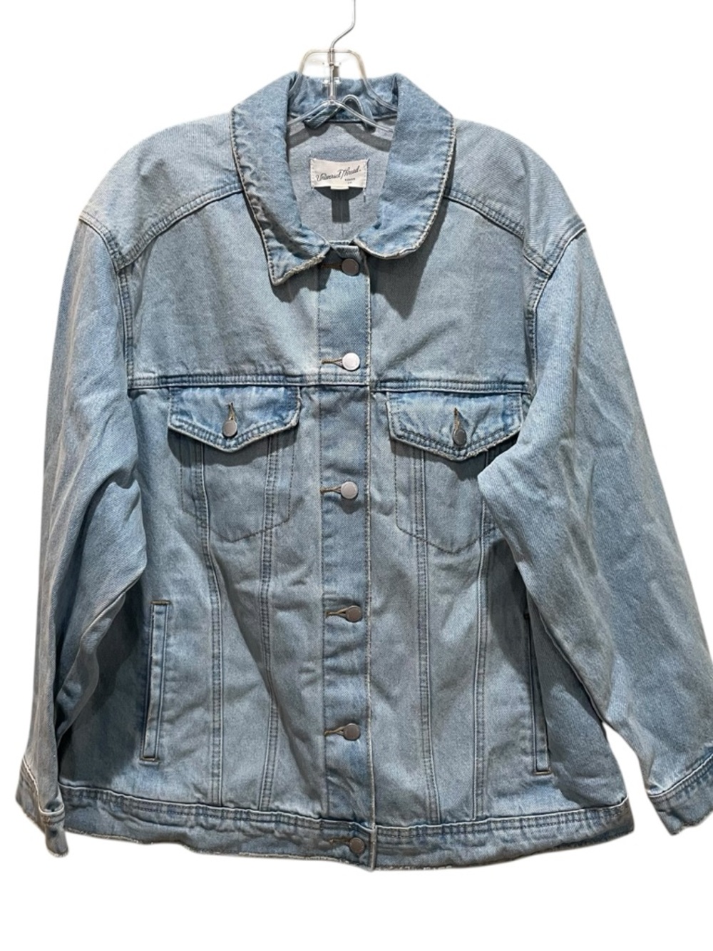 Universal Thread Denim Jacket Light Wash Blue Women Size XL Button Front Trucker - Picture 3 of 9